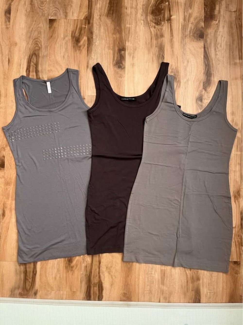 Long Length Tank Tops 3 Piece Set (M/L size)